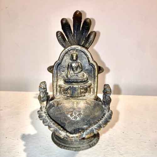 El Yapımı Antika Meditatif Heykel Metal Sürahi ve Yağ Lambası